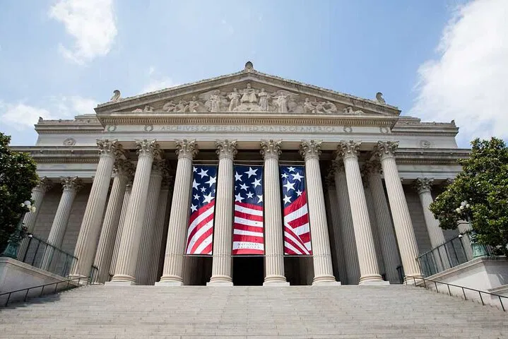 Explore US Capitol, Potomac Cruise & Monuments: A Full-Day DC Adventure!