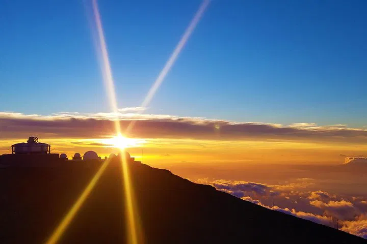 Haleakala Sunset Spectacle: A Dinner Tour to Remember
