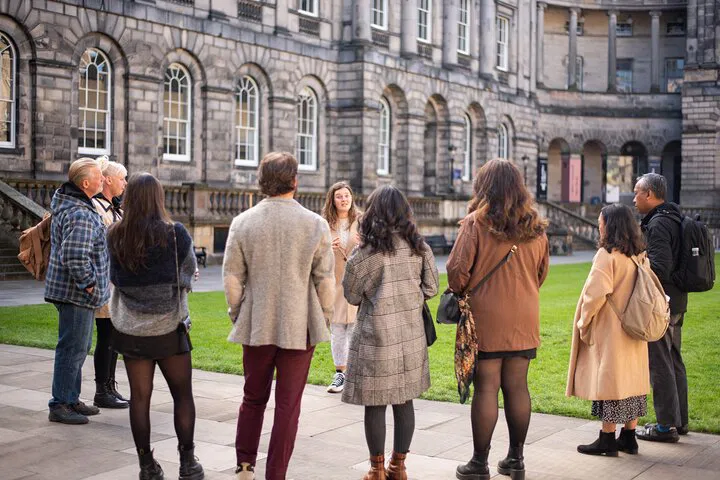 Edinburgh's Old & New Towns: Guided Walking Tour