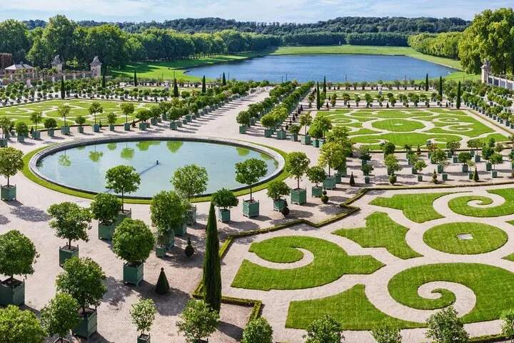 Versailles Palace: Relive Royal History (No Garden Access)