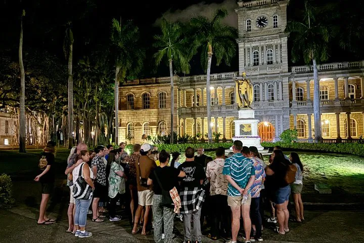 Honolulu Ghost Tour: Night Marchers & Hawaiian Legends