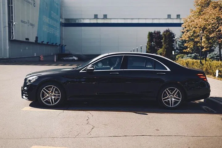 Effortless Glasgow Airport Transfers: Arrive in Style and Safety