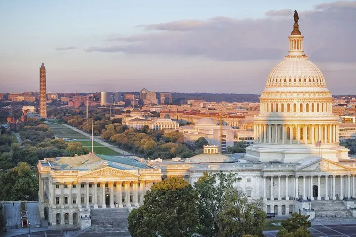 Uncover American History: A 2-Day D.C. & Philadelphia Tour from NYC