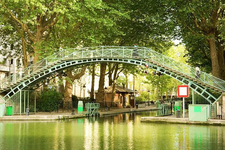 Discover Hidden Gems: A Parisian Off-the-Beaten-Path Walking Adventure