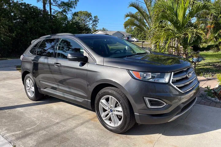 Stress-Free Arrival: Private Transfer from John Wayne Airport to Newport Beach