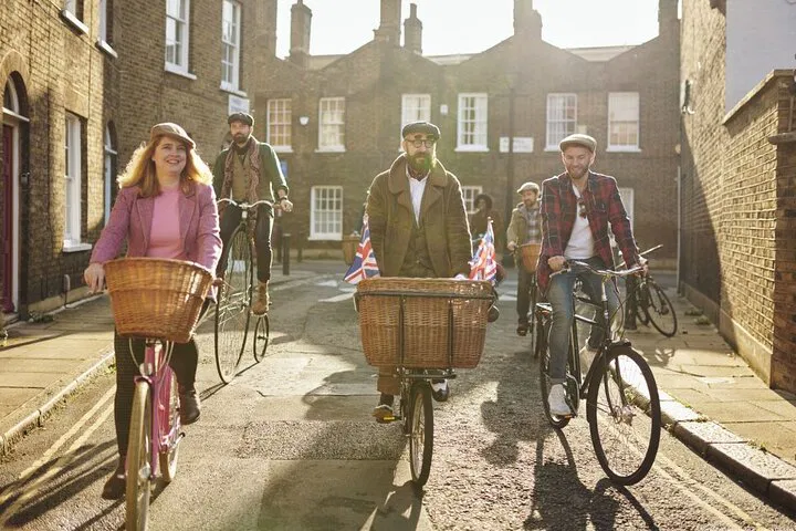 London Gin Safari: Cycle, Sip & See the Sights!