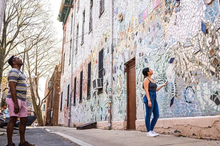 Uncover Philly's Hidden Gems: A South Philly Art Adventure!