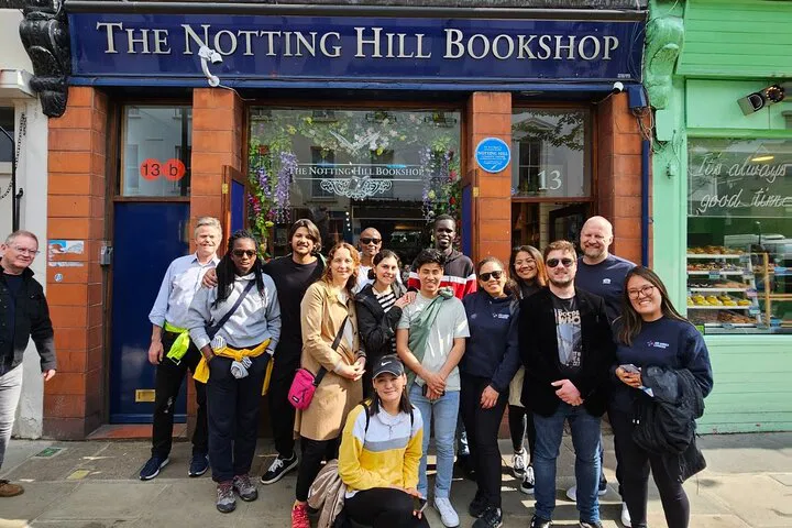Discover Notting Hill: A Vibrant Walking Tour Through History & Culture