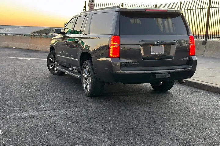 Stress-Free Cruise Start: Private Newark Airport to Cape Liberty Transfers