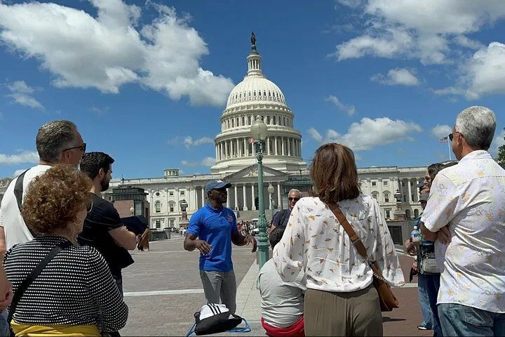 Uncover Capitol Hill: A Guided Journey Through US History & Architecture