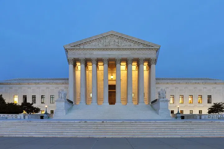 Uncover DC's Hidden Gems: A Personalized Walking Adventure
