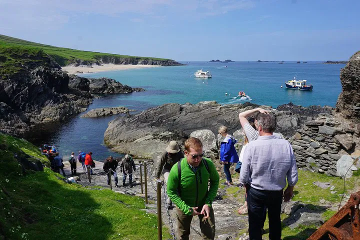 Journey to Great Blasket Island: History and Scenery Await!