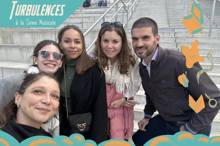 Turbulences: Crack the Case in Paris's Outdoor Escape Game!