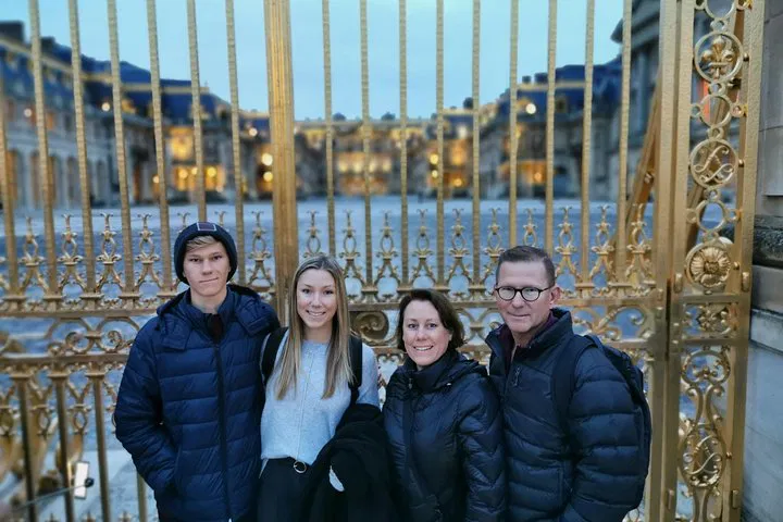 Versailles Palace: A Regal Retreat with VIP Access from Paris