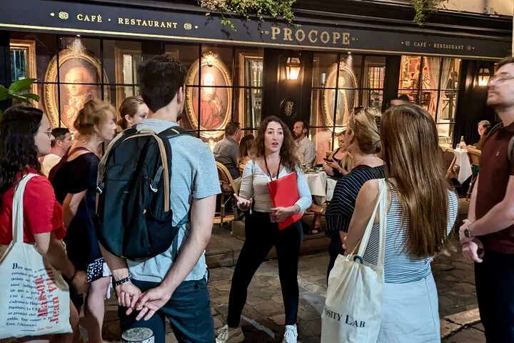 Paris French Revolution Tour: Walk Through History
