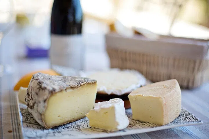 Paris Latin Quarter Food Tour: Taste of Tradition