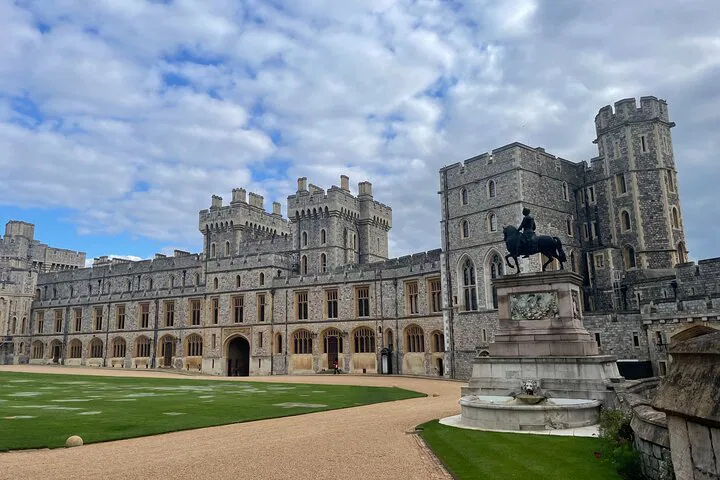 Bath & Windsor: Private Castle & Roman Baths Tour