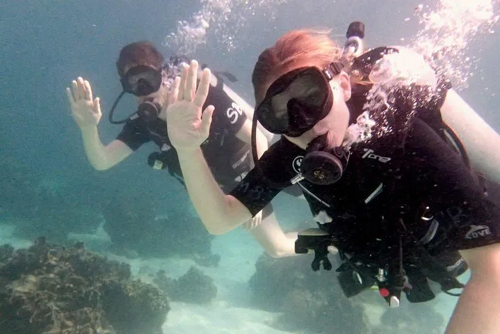 Unlock Deeper Dives: PADI Advanced Open Water in Koh Tao