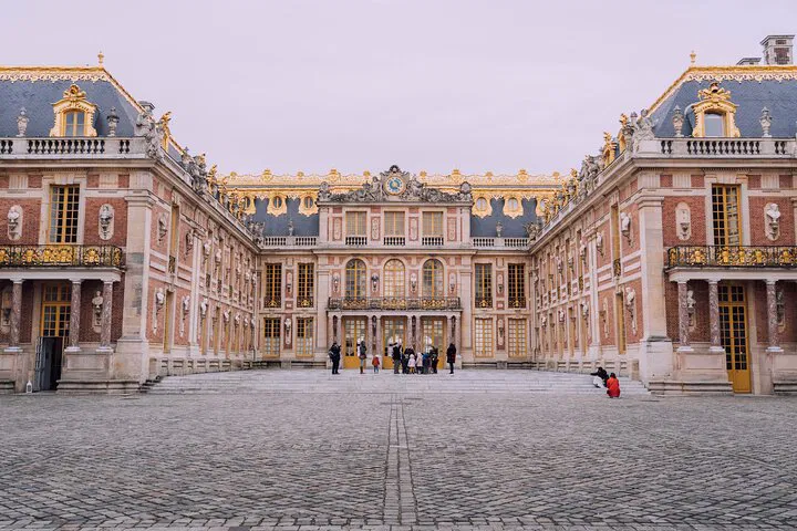Versailles Monarchy: Unveiling Royal Splendor with Priority Access