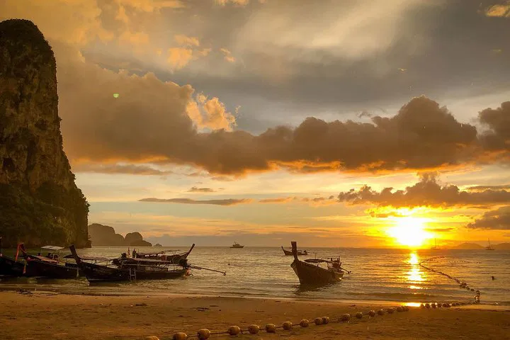 Krabi's 4 Islands Sunset: Seafood Dinner Cruise - A Coastal Dream!