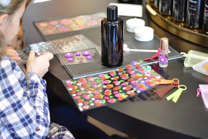 Nice Perfume Creation: Budding Alchemists' Fragrance Workshop!