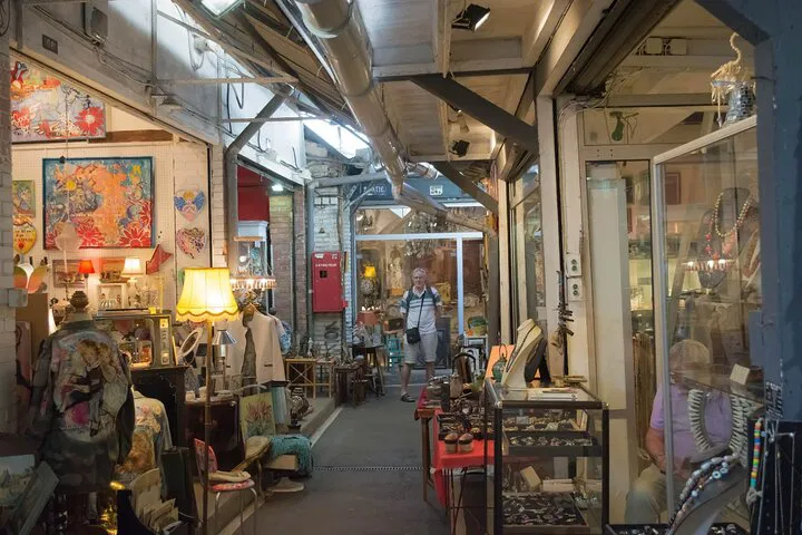Paris Flea Market Tour: Antiques, Fashion & Lunch