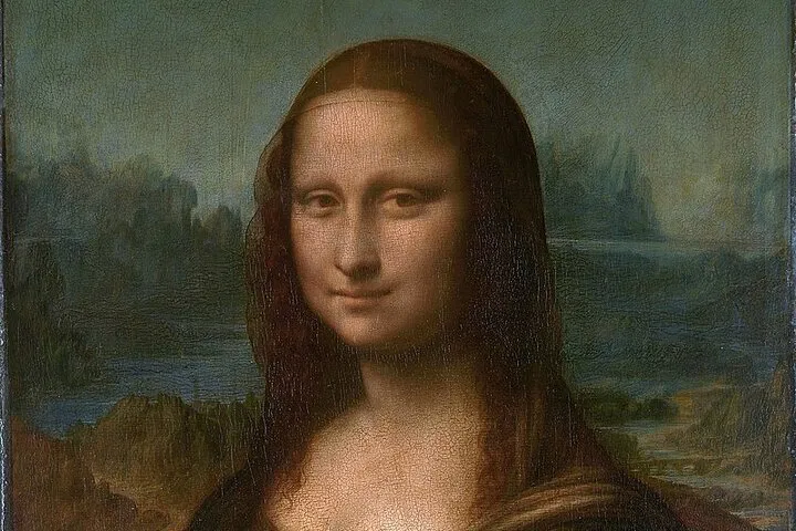 Louvre's Treasures: An Intimate Guided Adventure