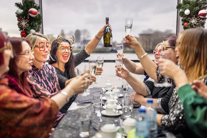 Festive Thames Christmas Lunch: A River Cruise Celebration