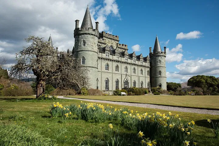 Unveiling Scotland's Majesty: Loch Lomond, Inveraray & Highlands Escape