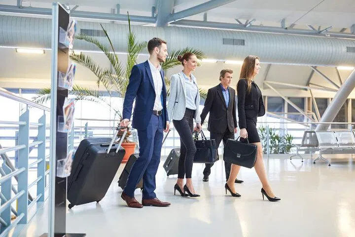 Effortless Nice Airport Transfers: Your Côte d'Azur Chauffeur Awaits