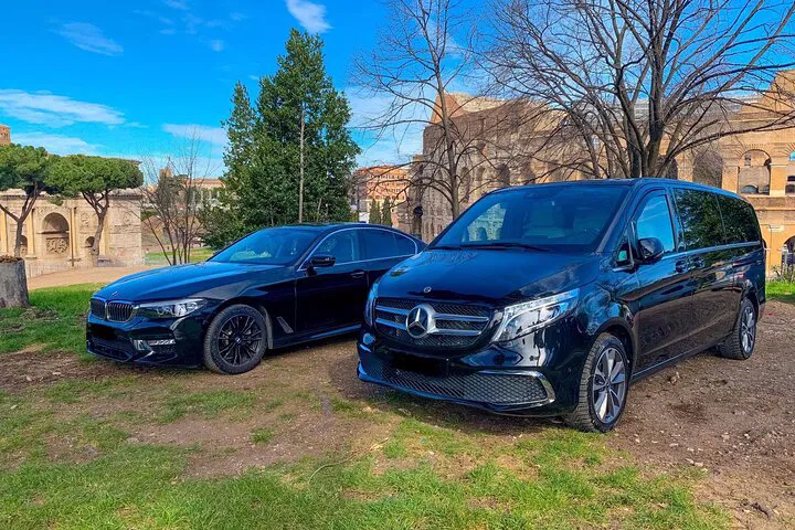 Effortless Belfast Transfers: Private Airport to City Roundtrip