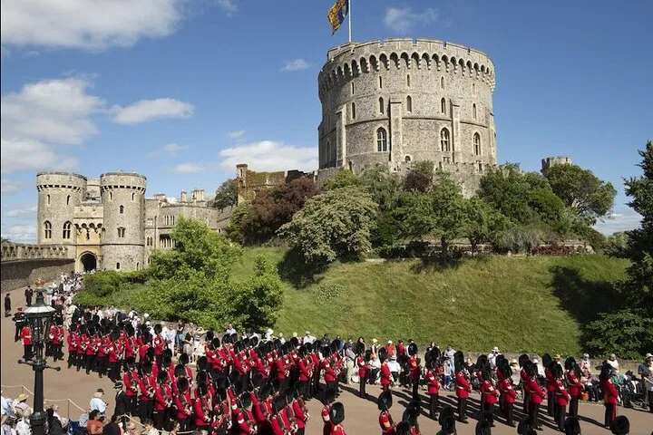 Windsor, Stonehenge, & Oxford: Day Trip from London