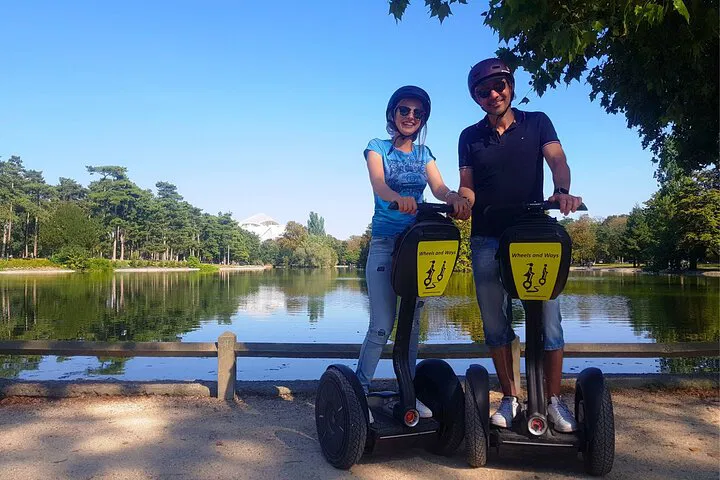 Glide Through Paris: Segway Tour of Bois de Boulogne's Hidden Gems