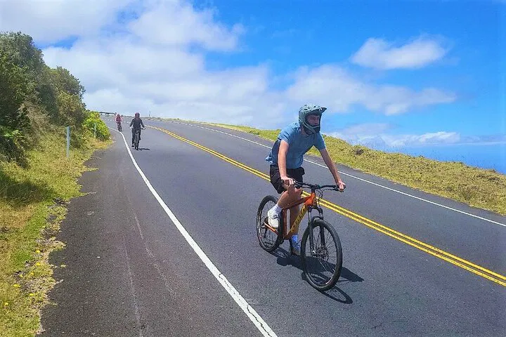 Haleakala Downhill Bike Adventure: Maui's Premier Guided Tour