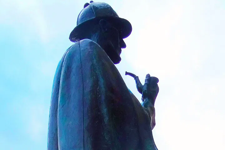 Unravel London's Secrets: The SHERLOCKTRAIL Adventure
