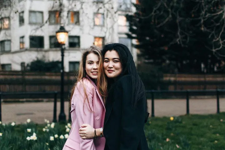 Capture London Memories: Private Photo Shoot with a Local Pro