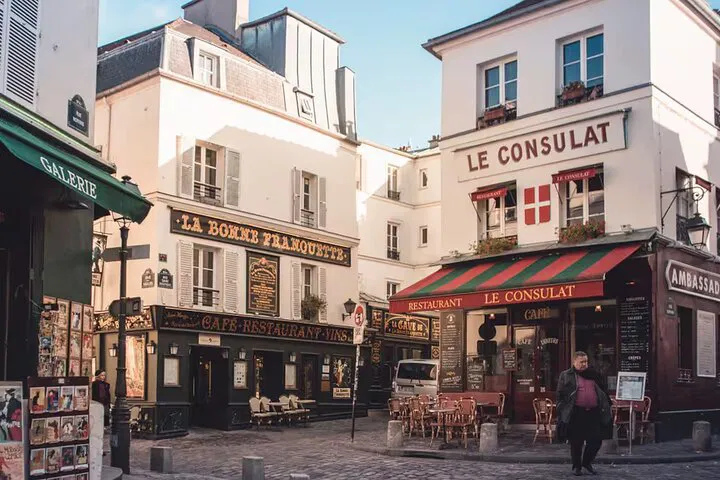 Montmartre Food, Wine & Pastry Tour: A Parisian Feast