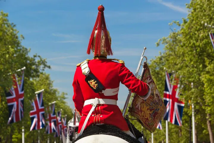 London: Iconic Landmarks Walking Tour - See 50+ Sights!