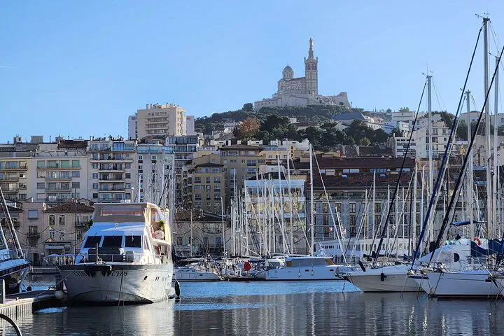 Marseille's Hidden Gems: A Private Food & Culture Excursion