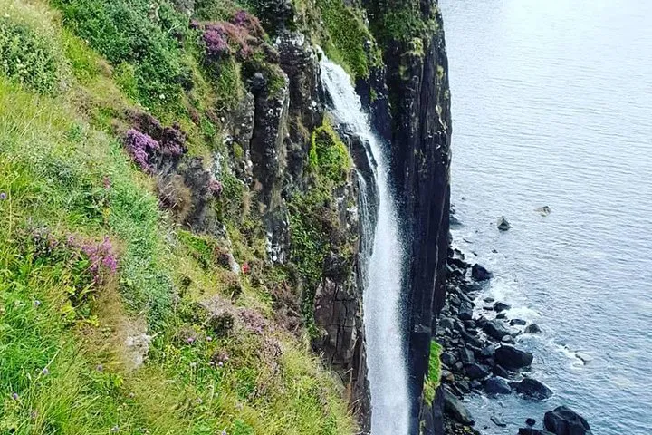Skye Tour from Portree: Whisky & Fairy Pools Adventure