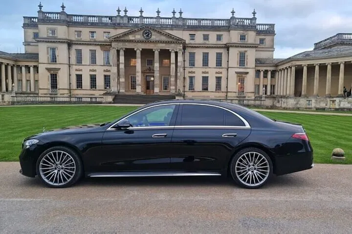 Stress-Free Chipping Norton to London Transfers: Your Luxurious Escape