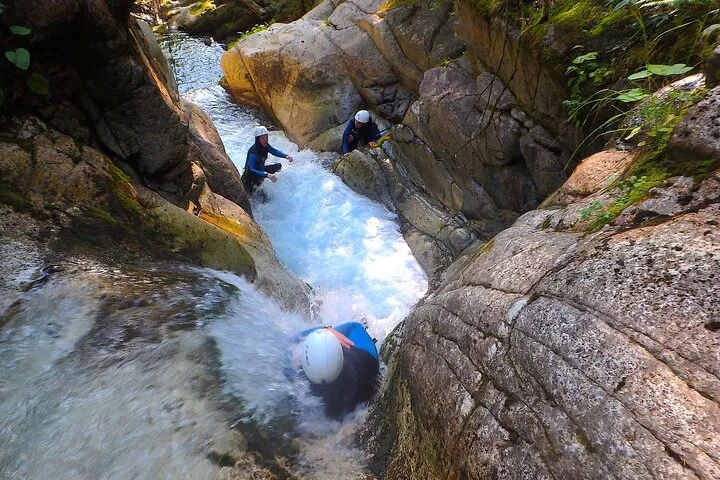 Conquer the Canyon: An Unforgettable Ossau Valley Adventure!