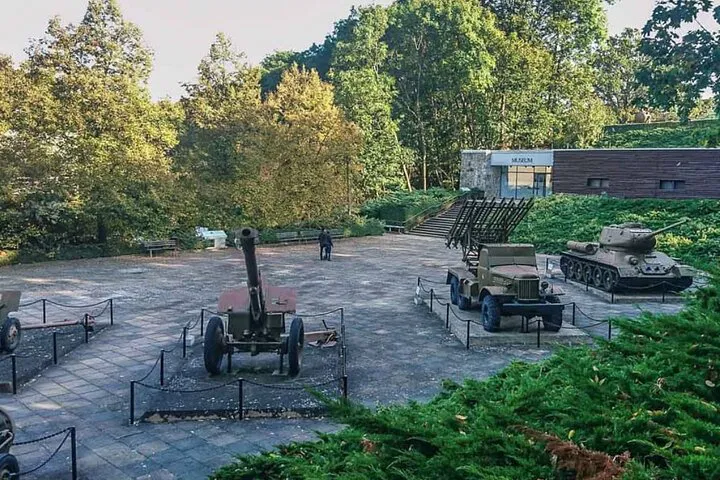 Seelow Heights WW2 Tour: Clash of Titans & History