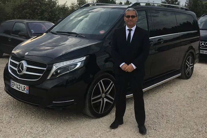 Stress-Free Airport Transfers: Montpellier to Marseille with a Personal Chauffeur