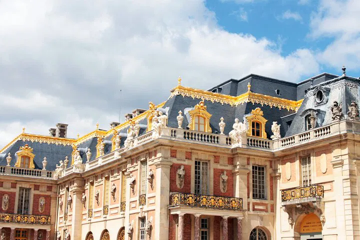 Versailles & Giverny: A Luxurious Parisian Escape with Photoshoot