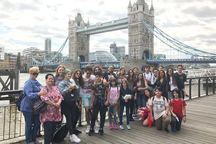 Uncover London's Magic: A 4-Day Cultural Immersion with a Local Family!