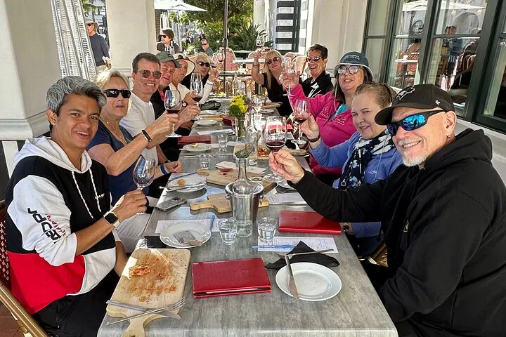 Funk Zone Walking Tour: Wine, Art & Ice Cream!