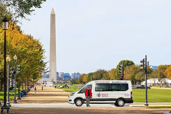 DC Monuments Small Group Tour: See Top Sites!