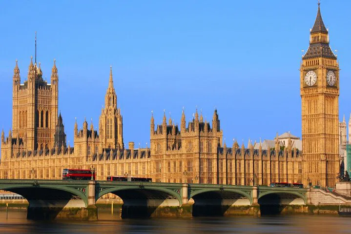London in a Day: River Cruise & London Eye Option