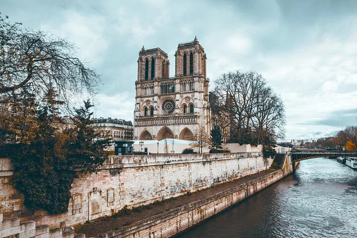 Uncover Paris's Heart: Latin Quarter & Notre Dame Walking Tour